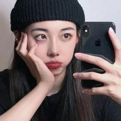 隔壁的吸血鬼美眉